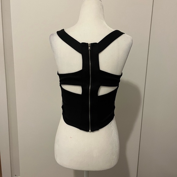 BLACK CROP TOP TANK - Picture 3 of 4